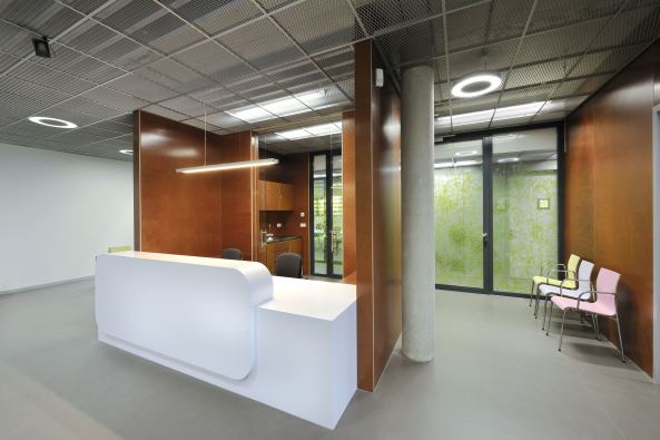 Gesundheitszentrum, Cortenstahl, Schuppen, Scheune, Versseput Architecten, Utrecht