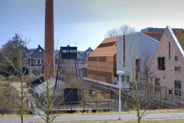 Gesundheitszentrum, Cortenstahl, Schuppen, Scheune, Versseput Architecten, Utrecht