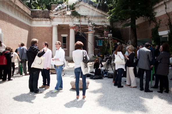Der amerikanische Pavillon ist Chaos pur