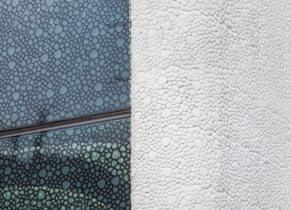 MRDV, Winy Maas, Jacob van Rijs, Nathalie de Vries, Chungha Building, Fassade, Gangnam Style, Seoul, Korea,  You Tube, Apgujing Road, Louis Quartoze, Shop in Seoul