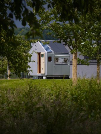 Diogene, Renzo Piano, Vitra, Vitra-Campus, SANAA, Weil am Rhein, Satteldachhaus, Jean Prouv, Minihaus, Minimales Wohnen, Wohnkabine, Diogenes