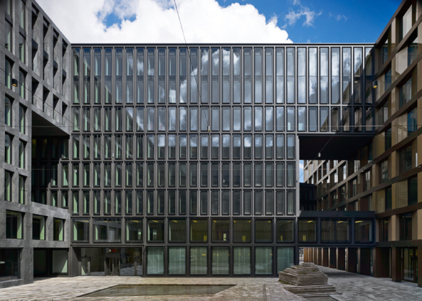 Haus Europaallee, Max Dudler