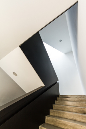 Pfarrzentrum, Betonskulptur, Bergamo, Gianluca Gelmini, Italien