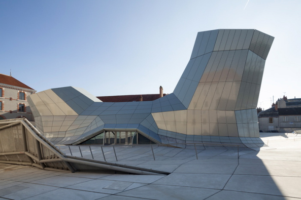 FRAC Centre in Orlans, Jakob + MacFarlane, Blob, Les trois Turbulences, Die Drei Turbulenzen, Kulturzentrum in Frankreich, ArchiLab