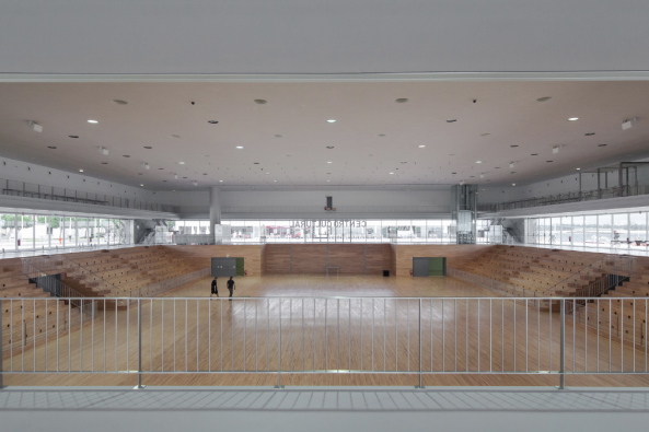 Mehrzweckhalle in Portugal eingeweiht