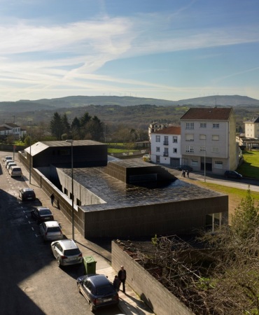 Gesundheitszentrum, Abalo Alonso Architectes, Santiago de Compostela, Monterroso