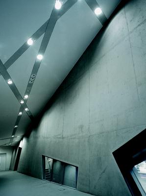 Unigebäude von Libeskind in London eröffnet