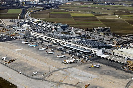 Terminal 3 am Flughafen Stuttgart eingeweiht