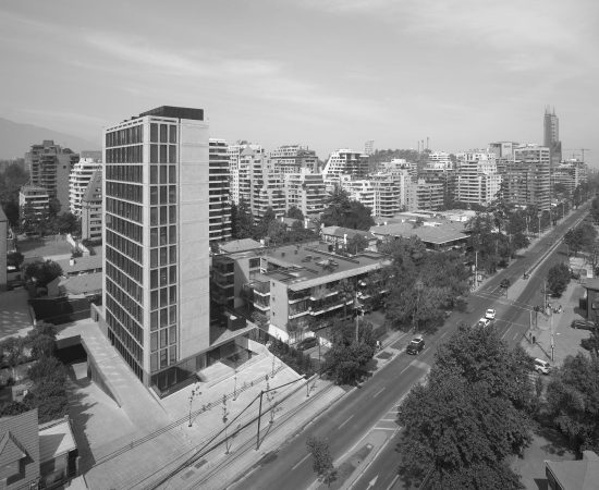 Mathias Klotz, Casa Klotz, Architektur aus Chile, Aedes, The Poetics of Boxes, Ausstellung in Berlin, Klotz, Miquel Adri�, Beton, Holz, Holzmodelle, Moderne, Kubus, Box, Arquine, Minimalismus, Architekten-Interview, Interview im Baunetz