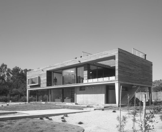 Mathias Klotz, Casa Klotz, Architektur aus Chile, Aedes, The Poetics of Boxes, Ausstellung in Berlin, Klotz, Miquel Adri�, Beton, Holz, Holzmodelle, Moderne, Kubus, Box, Arquine, Minimalismus, Architekten-Interview, Interview im Baunetz