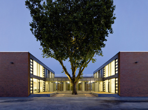 Erweiterungsbau Martinus-Grundschule in Neuss von Wichmann Architekten