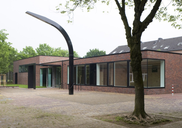 Gymnastikhalle und Erweiterungsbau in Dsseldorf, pier7 architekten