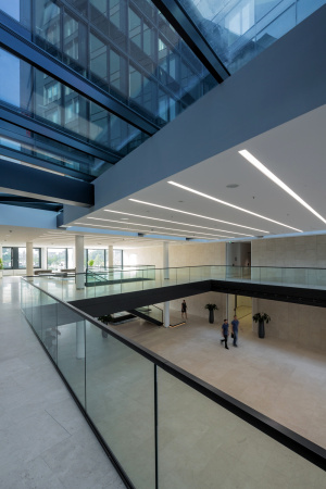 Gewers Pudewill, Mercedes-Benz-Vertrieb, Berlin