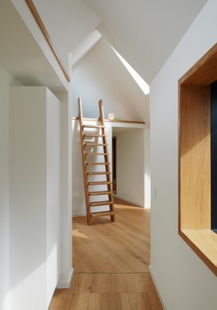 Villa, Powerhouse, Village House, Nanne de Ru, Charles Bessard, Ferienhaus in Dnemark, Sjlland, Blockhaus, Satteldach