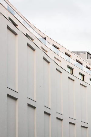 Warenhaus; Kuehn Malvezzi; Mnchen; SportScheck; Kaufhaus,  Joseph-Pschorr-Haus, Fassade, Kaufhaus von Kuehn Malvezzi in Mnchen, Kuehn Malvezzi Architekten