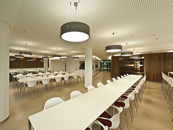 Institutsneubau von hammeskrause in Kln