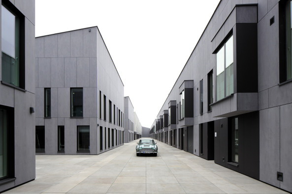 Oldtimer-Zentrum in Bremen von Westphal Architekten