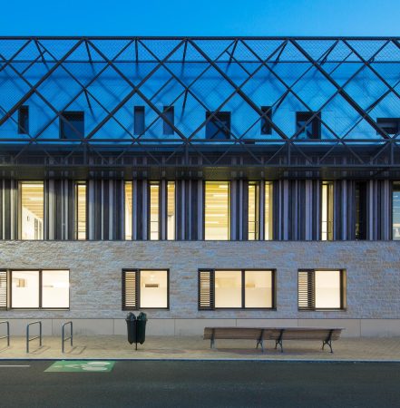 Schulzentrum in Bordeaux