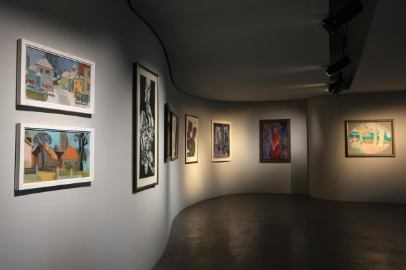 Singen, MAC, Museum Arts & Cars, Daniel Binder Architekt, Welle, Schwung in Singen, Museum fr Autos und Kunst in Singen, Bilbao am Bodensee, Frank O. Gehry, Kollhoff, Gabriela Unbehaun-Maier und Hermann Maier, Oldtimer, Kunstwerke