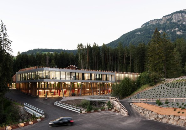 Parkhaus Seiseralm, Seis, Lukas Burgauner, Bozen