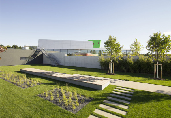 Familien- und Freizeitbad F.3 Fellbach, Therme, Freizeitbad, 4a Architekten, Saunagarten, Turborutsche, Kappelberg, Schwimmbad, Hallenbad, Badespa�, Wellnesbad, Freibad, Sport, Badearchitektur