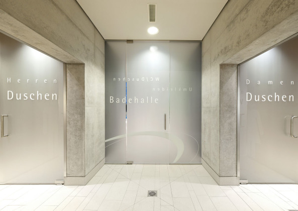 Familien- und Freizeitbad F.3 Fellbach, Therme, Freizeitbad, 4a Architekten, Saunagarten, Turborutsche, Kappelberg, Schwimmbad, Hallenbad, Badespa�, Wellnesbad, Freibad, Sport, Badearchitektur