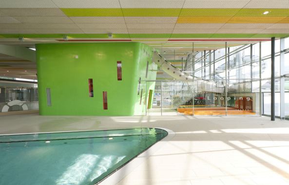 Familien- und Freizeitbad F.3 Fellbach, Therme, Freizeitbad, 4a Architekten, Saunagarten, Turborutsche, Kappelberg, Schwimmbad, Hallenbad, Badespa�, Wellnesbad, Freibad, Sport, Badearchitektur