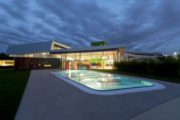 Familien- und Freizeitbad F.3 Fellbach, Therme, Freizeitbad, 4a Architekten, Saunagarten, Turborutsche, Kappelberg, Schwimmbad, Hallenbad, Badespa�, Wellnesbad, Freibad, Sport, Badearchitektur