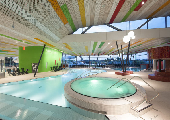 Familien- und Freizeitbad F.3 Fellbach, Therme, Freizeitbad, 4a Architekten, Saunagarten, Turborutsche, Kappelberg, Schwimmbad, Hallenbad, Badespa, Wellnesbad, Freibad, Sport, Badearchitektur