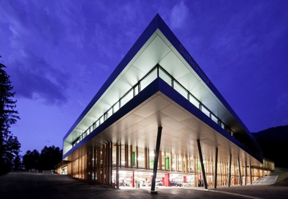 Architekturpreis Sdtirol, Delueg Architekten, Bozen, Beton, Architekturstiftung Sdtirol, Preise und Awards, Pfarrzentrum Mutter Teresa von Kalkutta