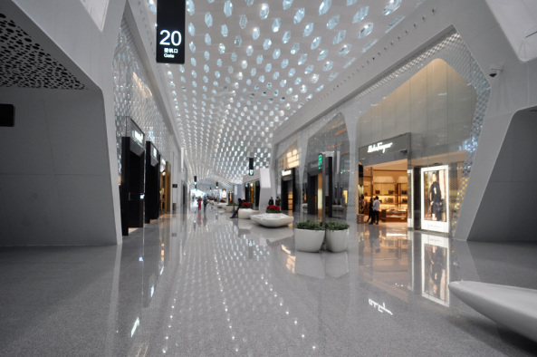 Neues Terminal in Shenzhen - mit Bildstrecke