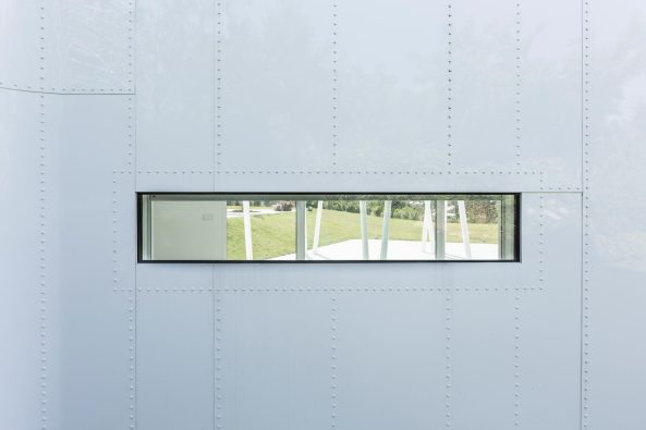 Sanierung, Umbau, J�rgen Mayer H, J. Mayer H., Ignacio Peydro, Isabel Collado, Beton, flie�ende Formen, wei�e Fassade, Ferienhaus in La Coruna, Wohnhaus in Spanien, Dosis de Arquitectura: Casa V, Oleiros, La Coruna, Spain