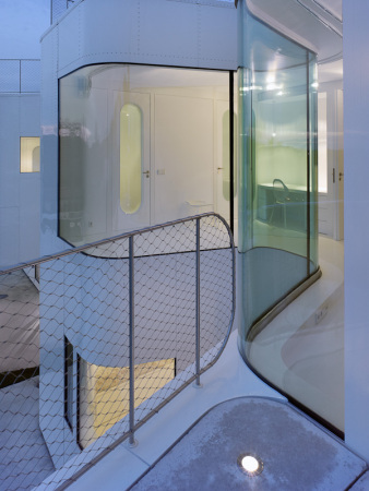 Sanierung, Umbau, J�rgen Mayer H, J. Mayer H., Ignacio Peydro, Isabel Collado, Beton, flie�ende Formen, wei�e Fassade, Ferienhaus in La Coruna, Wohnhaus in Spanien, Dosis de Arquitectura: Casa V, Oleiros, La Coruna, Spain