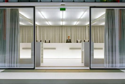 Informationszentrum in Rotterdamer Gericht fertig