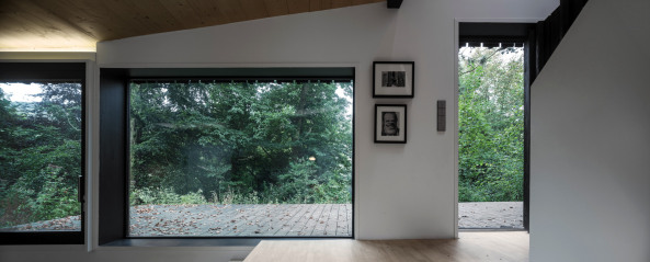 Marchi Architectes, Black House