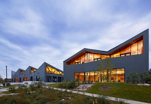 Studio Gang Architectes, Chicago, Clark Park, Chicago Rowing Foundation, Ruderclub in Chicago, Jeanne Gang, Holz, Fachwerk