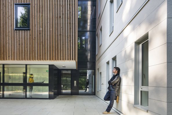 Ithaques, Atelier WRA, Studentenwohnheim, Wohneim, Holzhaus, Holztragwerk, Holzfassade, Gartenhaus, Whild rabbits architecture