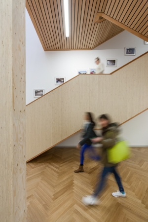 Malcom Fraser Architects; Edinburgh; The Edinburgh Center for Carbon Innovation; Dave Morris; Umbau; Erweiterung; Forschungszentrum; Bauen im Bestand