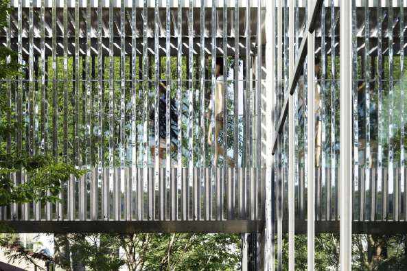 Klein Dytham architecture, Buchhandlung, Buchgesch�ft, Tokyo, Daikanyama, Tsutaya, Medienkaufhaus, Kulturkaufhaus, Pavilion, T-Store, Anjin lounge, Relieffassade, Shibuya, Nac�sa & Partners