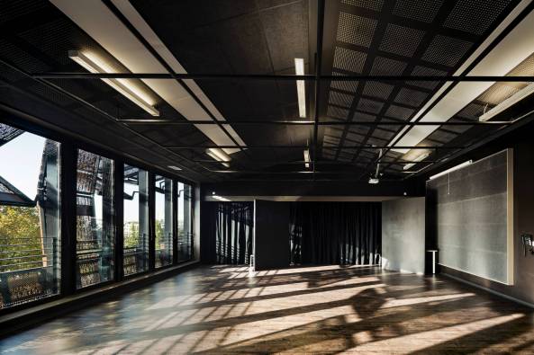 Konservatorium Claude Debussy, Paris, 17. Arrondissement, Basalt Architecture