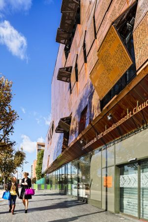 Konservatorium Claude Debussy, Paris, 17. Arrondissement, Basalt Architecture