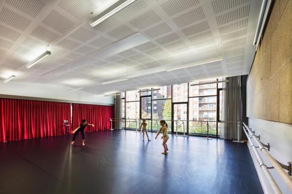 Konservatorium Claude Debussy, Paris, 17. Arrondissement, Basalt Architecture