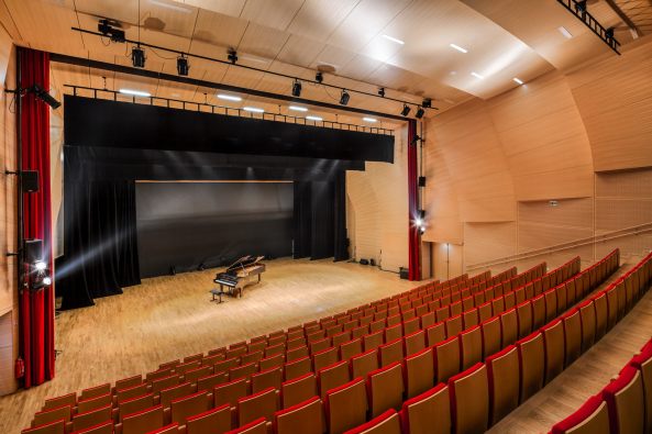 Konservatorium Claude Debussy, Paris, 17. Arrondissement, Basalt Architecture