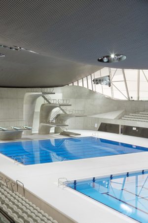 London, Zaha Hadid, Schwimmbad, Schwimmhalle, Schwimmzentrum von Hadid, Zaha Hadid Architects, Olympische Sommerspiele 2012 in London, Beton, Olympiapark, Olympia, Zaha Hadis Aquatic Center