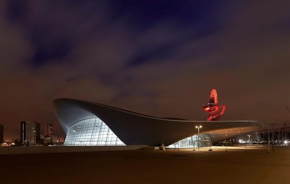 London, Zaha Hadid, Schwimmbad, Schwimmhalle, Schwimmzentrum von Hadid, Zaha Hadid Architects, Olympische Sommerspiele 2012 in London, Beton, Olympiapark, Olympia, Zaha Hadis Aquatic Center
