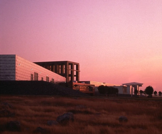 Herman Miller Western Operations Center, Rocklin, 1989