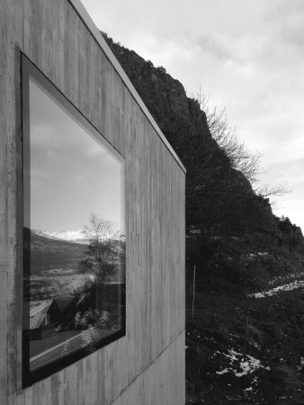 Savioz Fabrizzi, Sion, Schweiz, Berghtte, Ferienhaus, Atelier, Holz, Beton, Edelstahl
