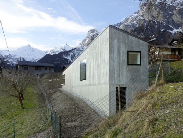 Savioz Fabrizzi, Sion, Schweiz, Berghtte, Ferienhaus, Atelier, Holz, Beton, Edelstahl