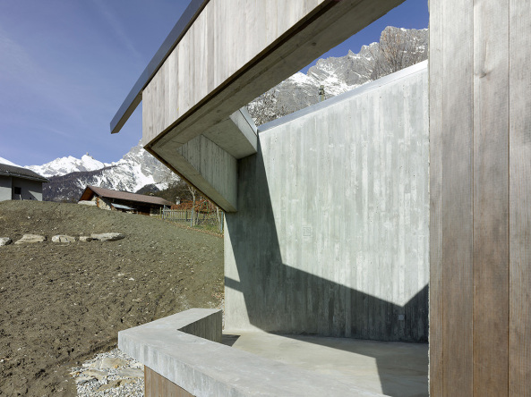 Savioz Fabrizzi, Sion, Schweiz, Berghtte, Ferienhaus, Atelier, Holz, Beton, Edelstahl
