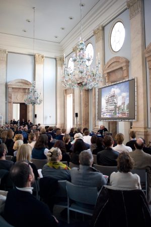 Andreas Tlke, Tlke Trifft, Designlines, Rem Koolhaas, Biennale, Architekturbiennale 2014, Serpentine Pavillon, OMA, Koolhaas, Absorbing Modernity, De Rotterdem, SMLXL, Vertikale Stadt, Biennale di Venezia, CCTV Tower Peking, Prada, Zaha Hadid, David Chipperfield